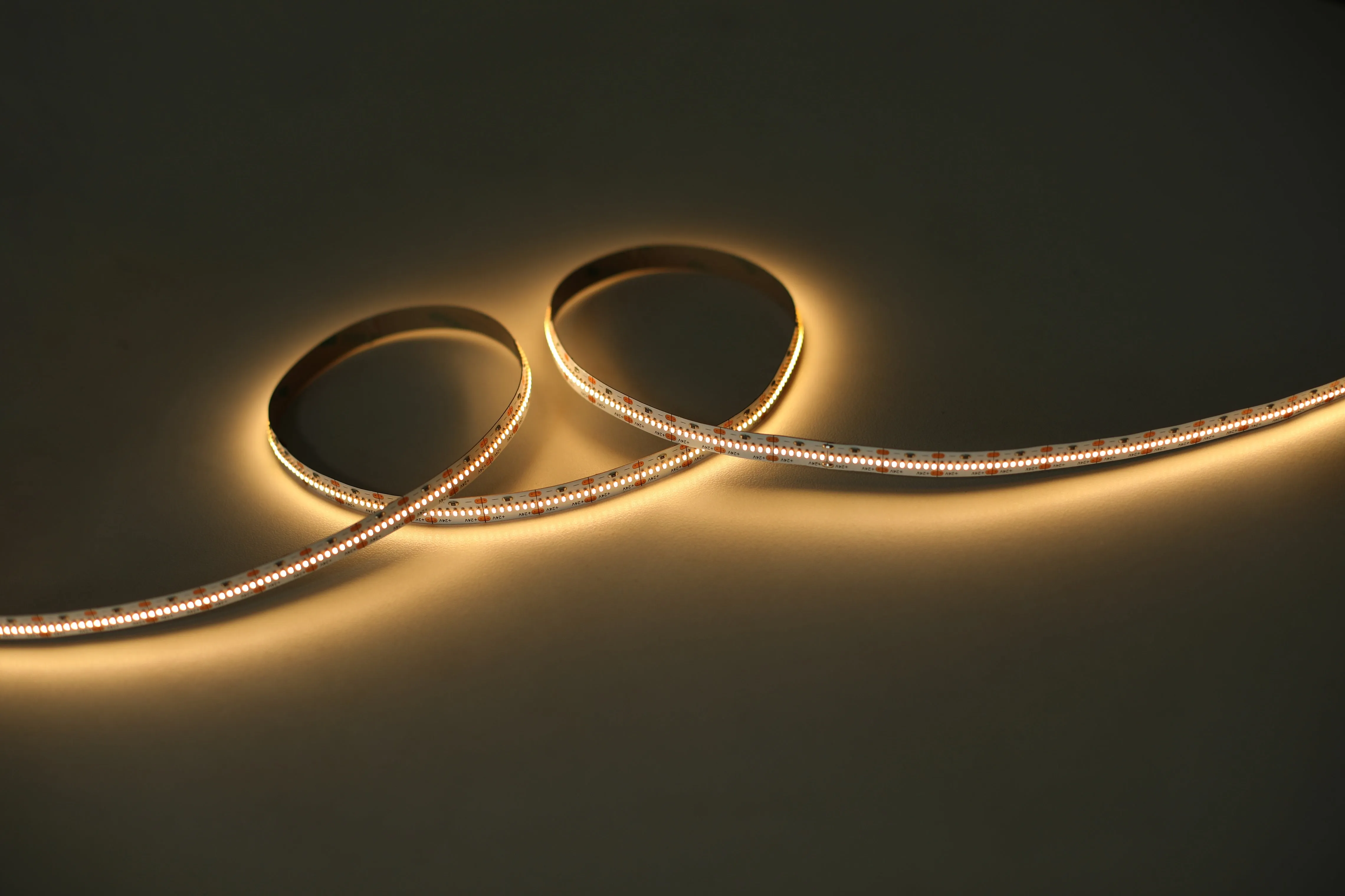 CRI-MAX™ CRI 95  High Brightness LED Flexible Strip 4000K 5000K - 420 LEDs/m - 5m/Reel