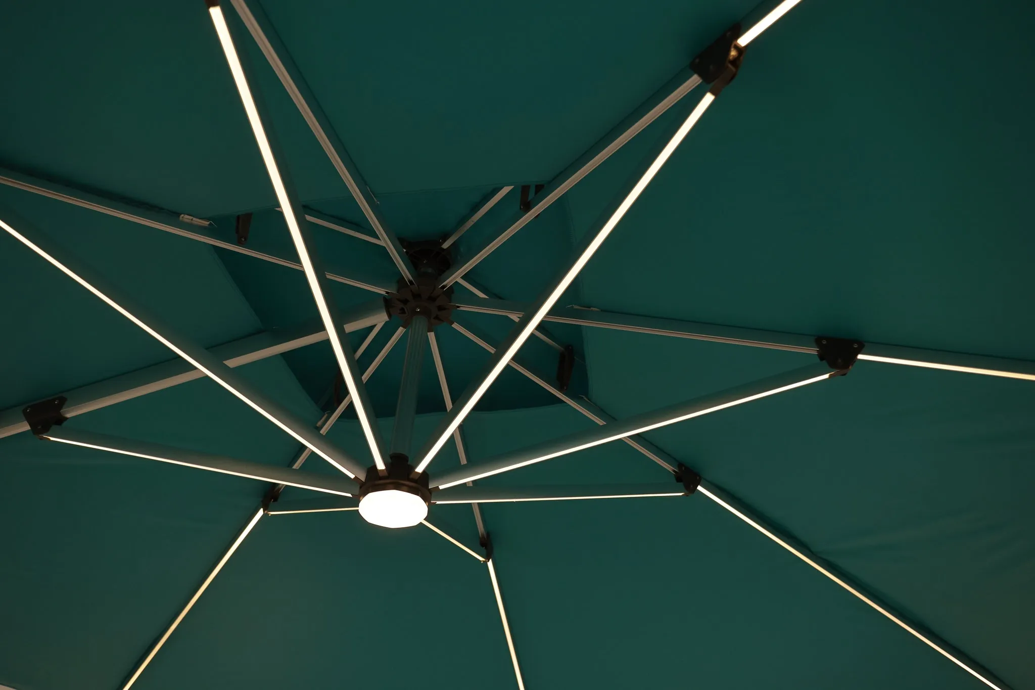 GRANTHAM Side Pole Parasol