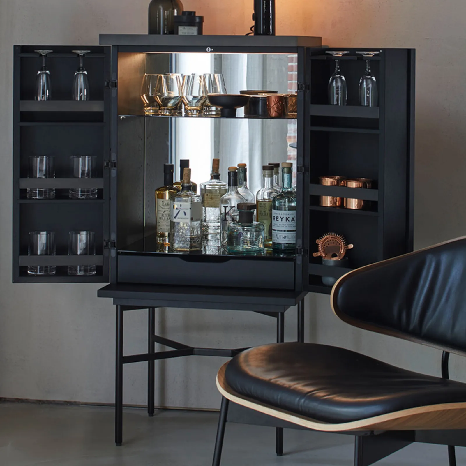 Harri Slim High | Bar Cabinet