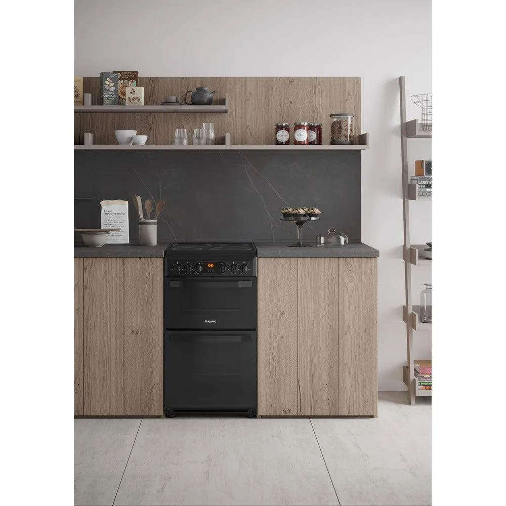 Hotpoint 50cm Freestanding Ceramic Electric Cooker - Black | HD5V93CCB
