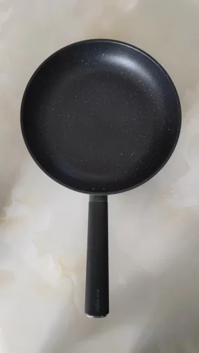 Mico Dingker Frying pans, covered frying pan, suitable for induction cookers and gas stoves