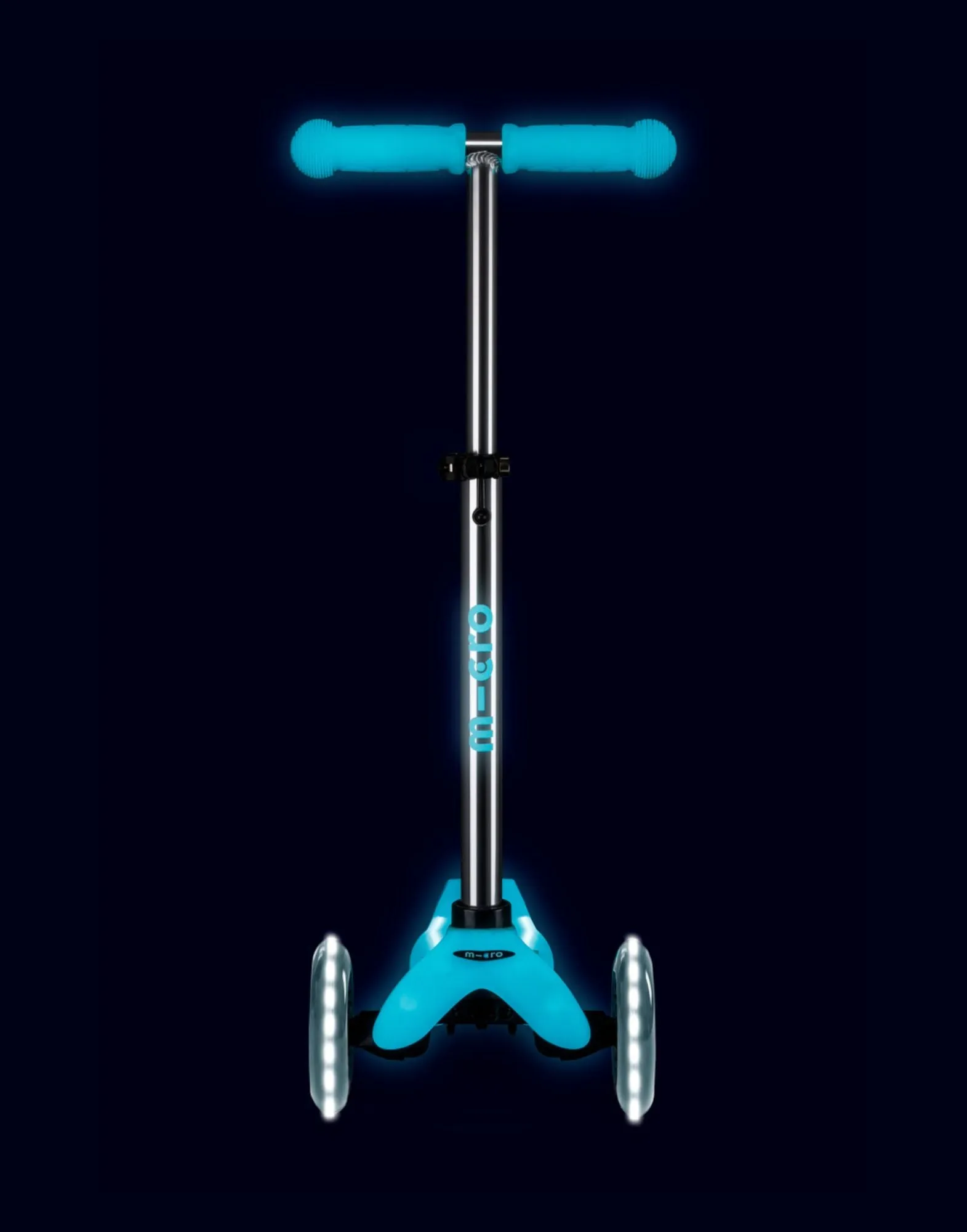 Mini Micro Deluxe Glow LED Plus 3 Wheel Scooter