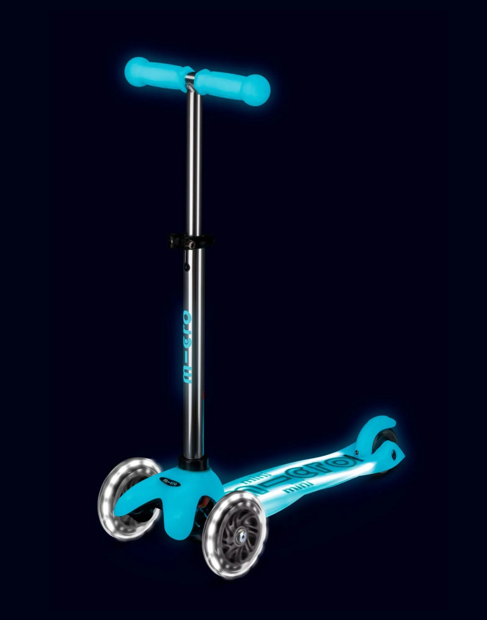 Mini Micro Deluxe Glow LED Plus 3 Wheel Scooter