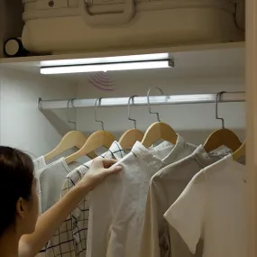 Motion Sensor LED Lamp Battery-Operated
