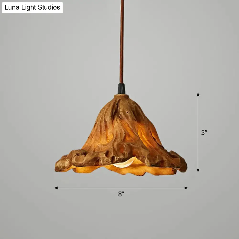 Resin Lotus Leaf Pendant Light - Artistic Single-Bulb Hanging Fixture for Restaurants